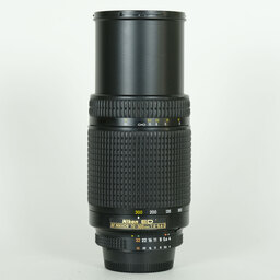 Nikon AF Zoom-Nikkor ED 70-300mm F4-5.6D Nikon AF Zoom-Nikkor ED 70-300mm F4-5.6D