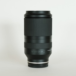 TAMRON 70-180mm F/2.8 Di III VXD (Model A056) [ ソニーE用 ]