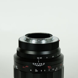 Voigtlander MACRO APO-LANTHAR 110mm F2.5 E-mount(ソニーE用) Voigtlander MACRO APO-LANTHAR 110mm F2.5 E-mount(ソニーE用)