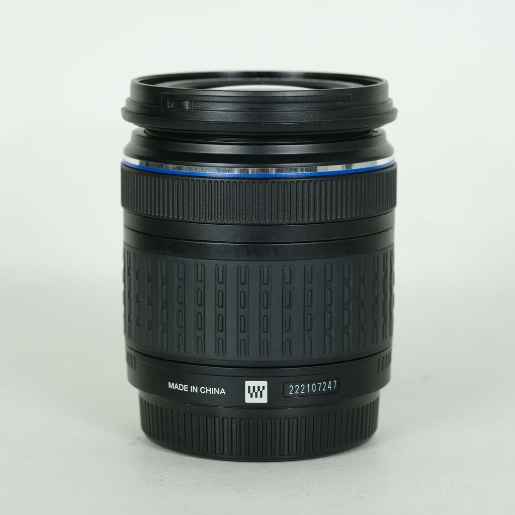 OLYMPUS ZUIKO DIGITAL ED 40-150mm F4.0-5.6 OLYMPUS ZUIKO DIGITAL ED 40-150mm F4.0-5.6