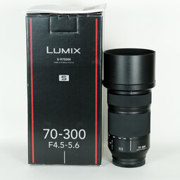 Panasonic LUMIX S 70-300mm F4.5-5.6 MACRO O.I.S.