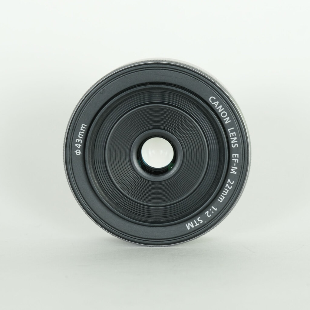 Canon EF-M22mm F2 STM Canon EF-M22mm F2 STM