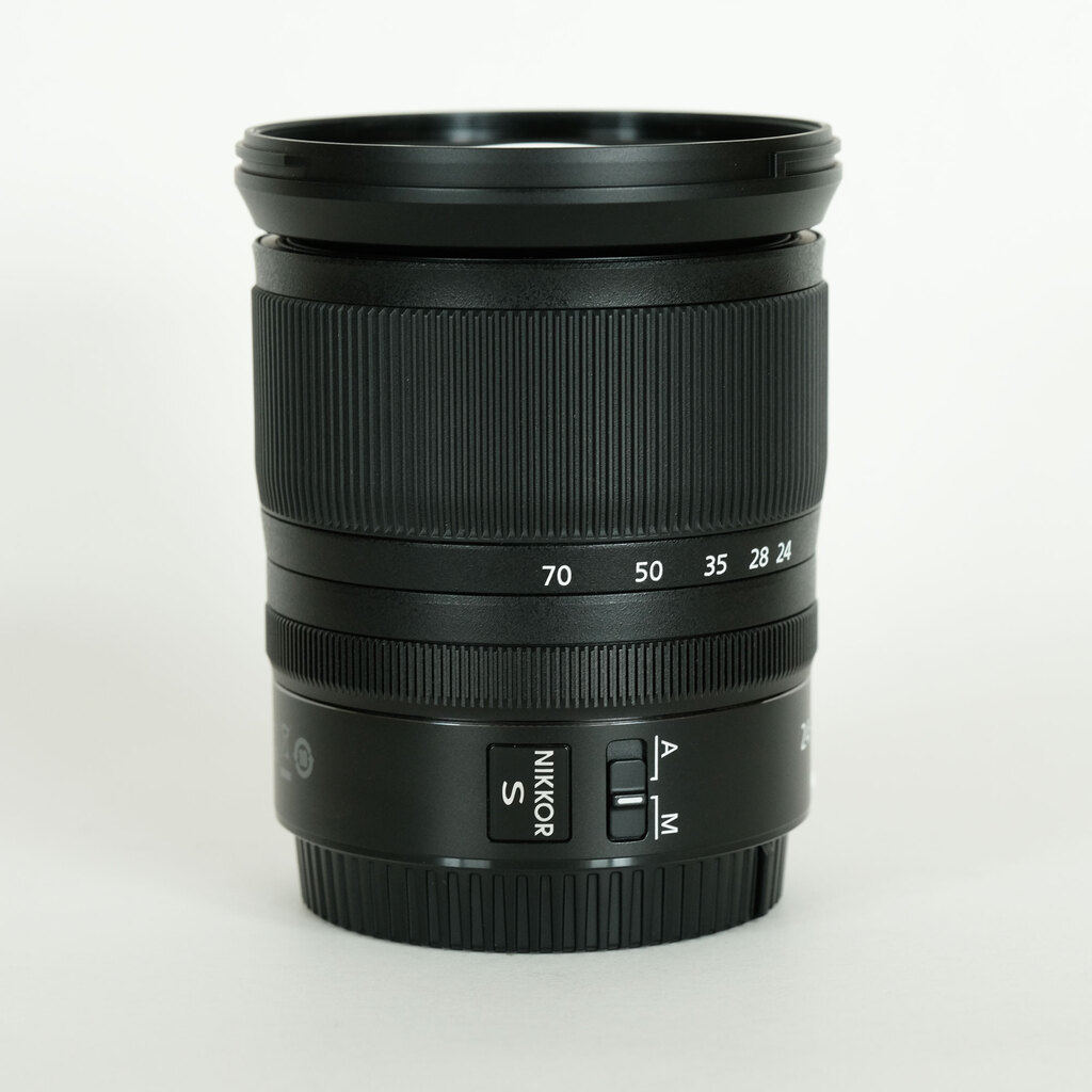 Nikon NIKKOR Z 24-70mm f/4 S Nikon NIKKOR Z 24-70mm f/4 S