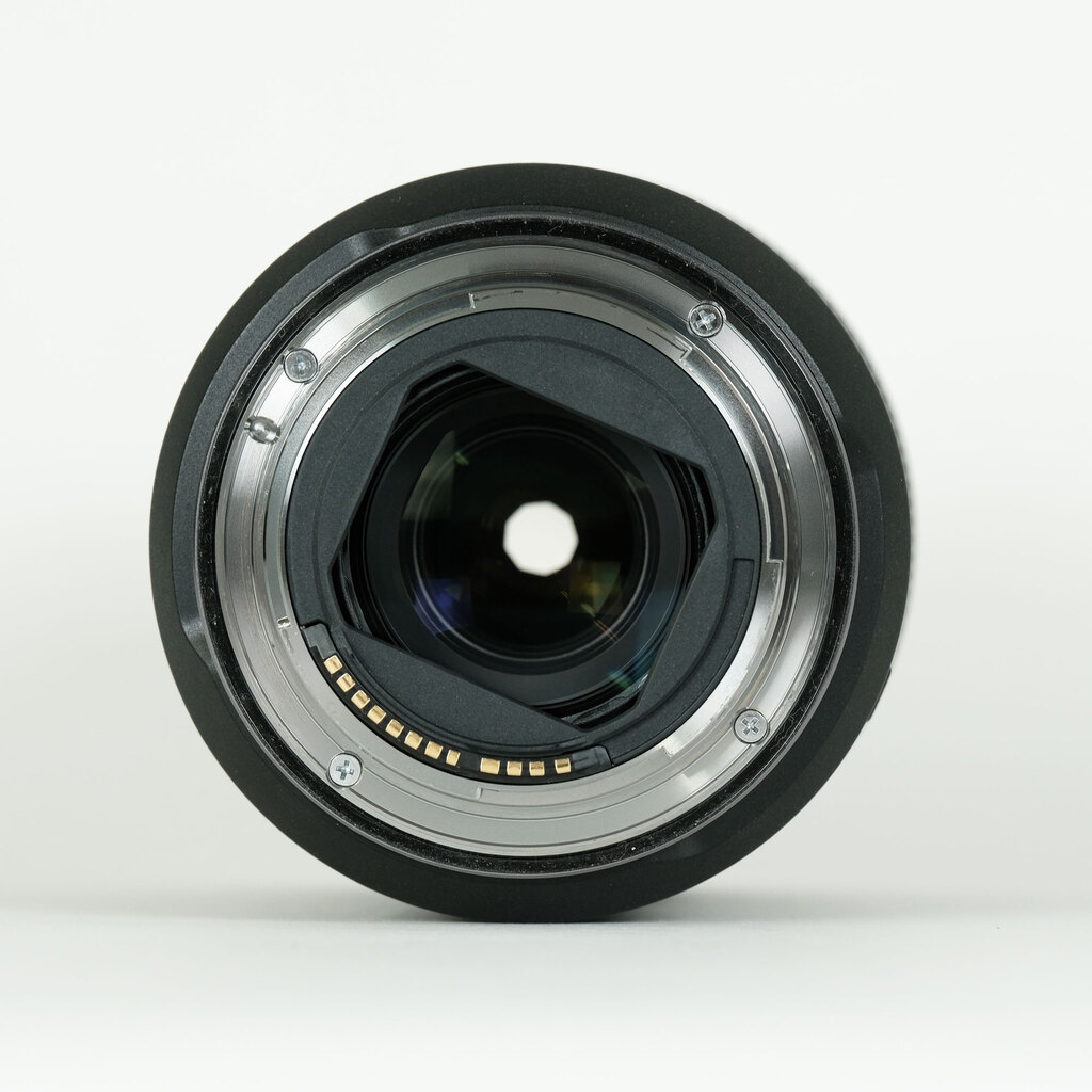 Canon RF24-70mm F2.8 L IS USM Canon RF24-70mm F2.8 L IS USM