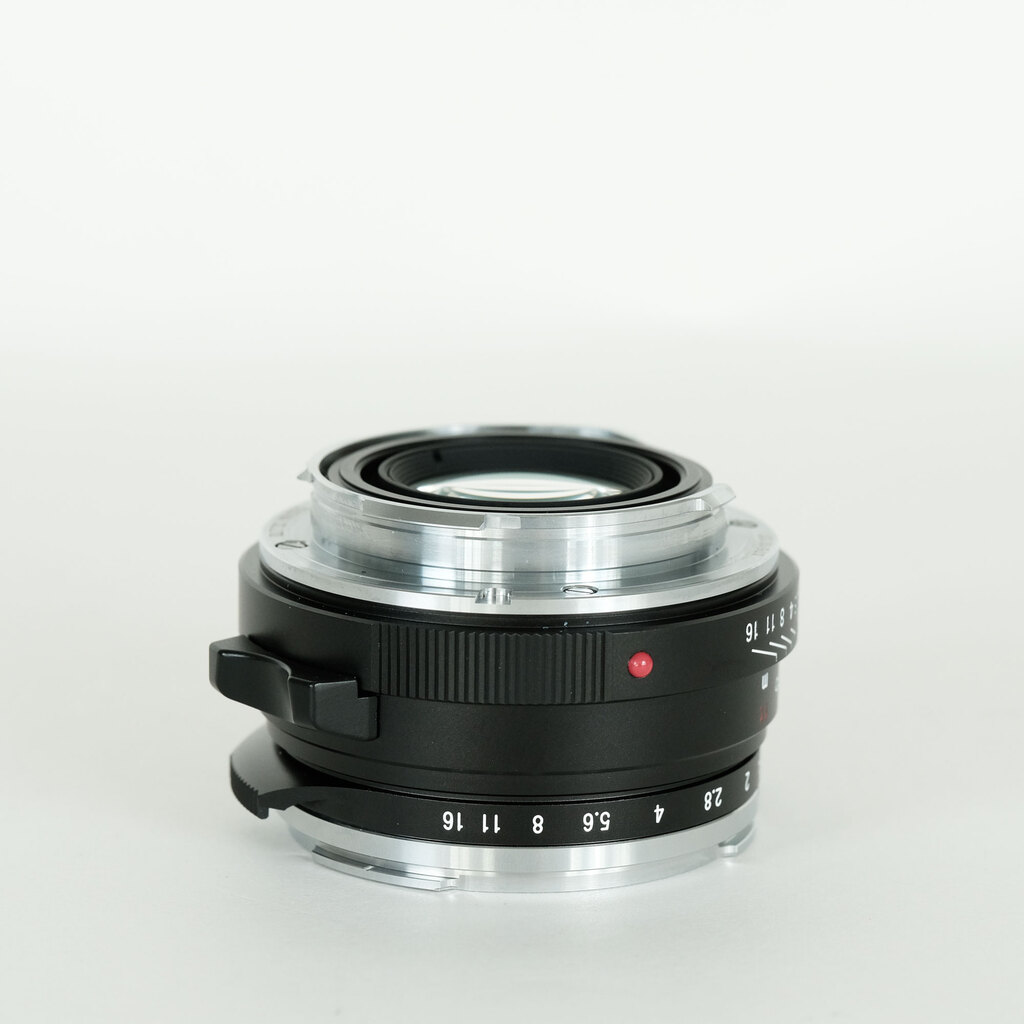 Voigtlander NOKTON Classic 40mm F1.4 MC VM [ライカM用]の出品