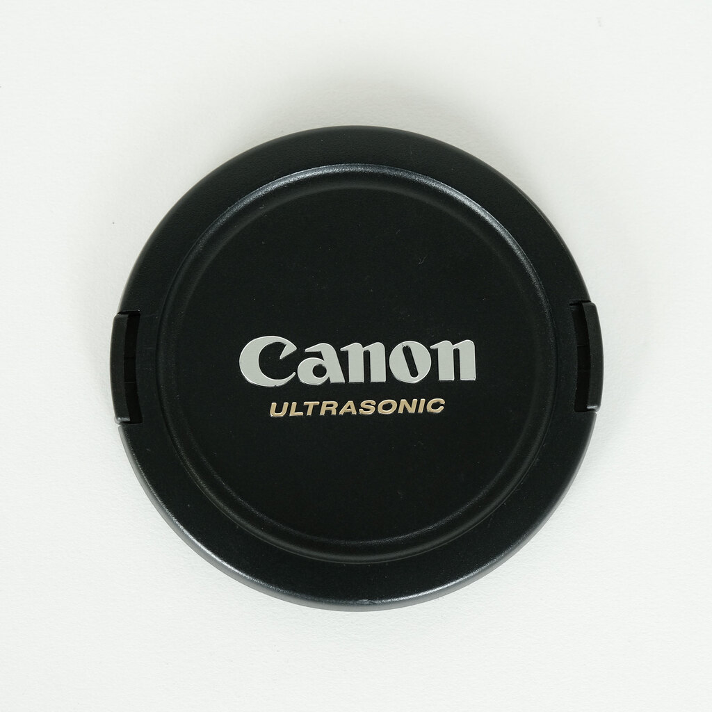 Canon EF16-35mm F4L IS USM Canon EF16-35mm F4L IS USM