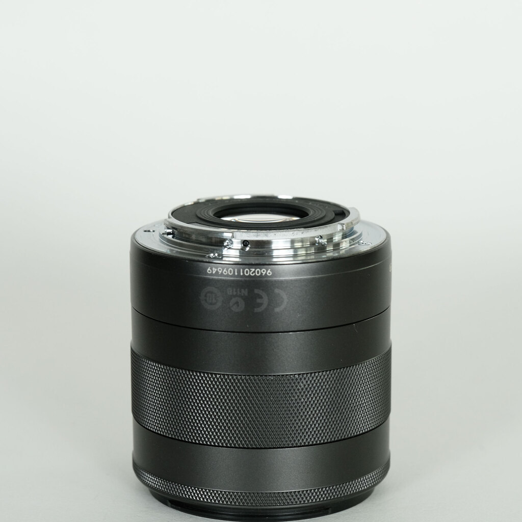 Canon EF-M18-55mm F3.5-5.6 IS STM
