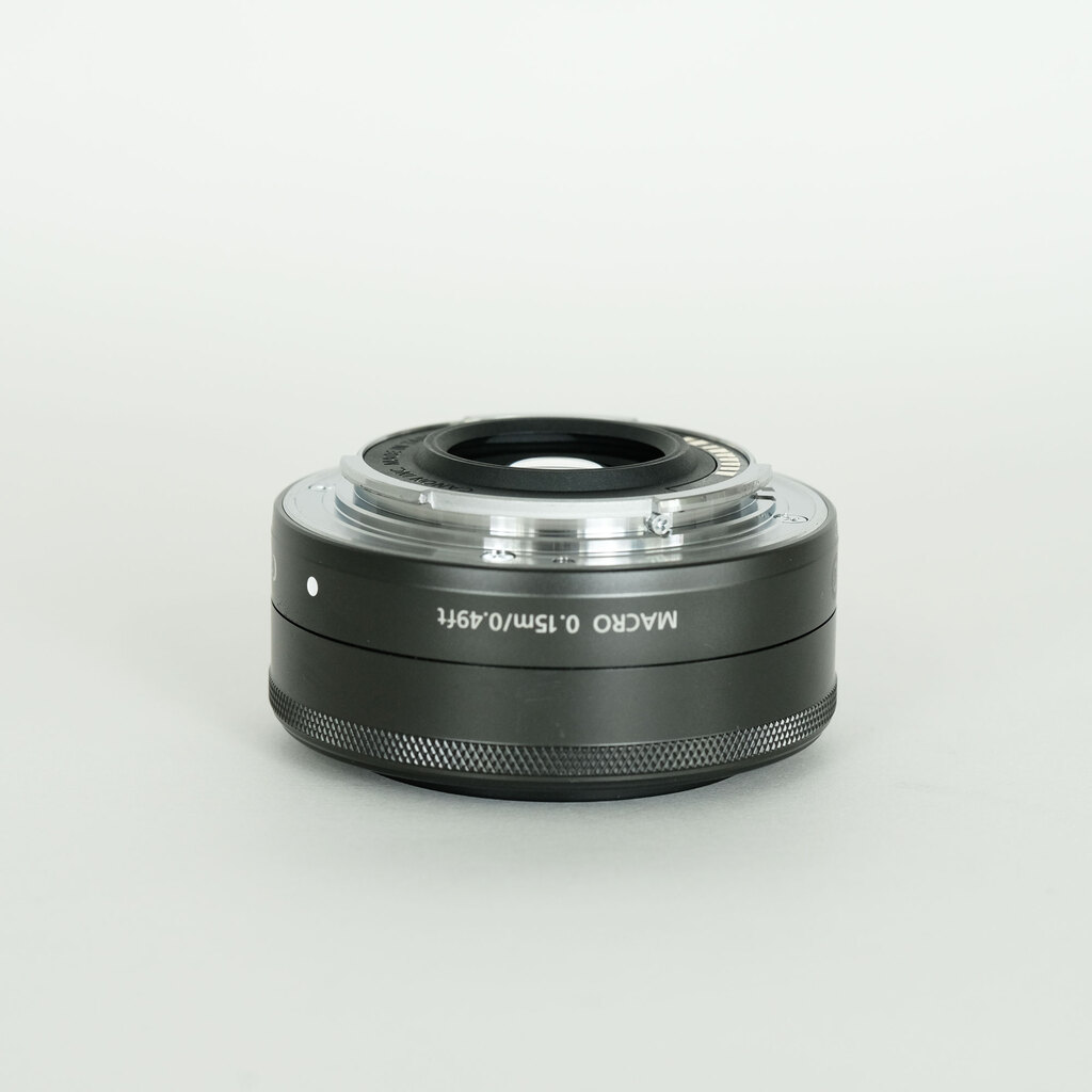 Canon EF-M22mm F2 STM Canon EF-M22mm F2 STM