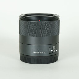 Canon EF-M32mm F1.4 STM Canon EF-M32mm F1.4 STM
