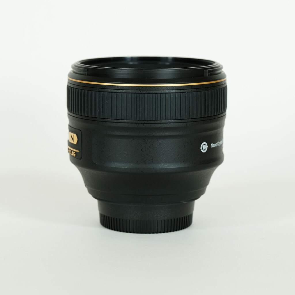Nikon AF-S NIKKOR 58mm f/1.4Gの出品 | ONE SCENE（ワンシーン）