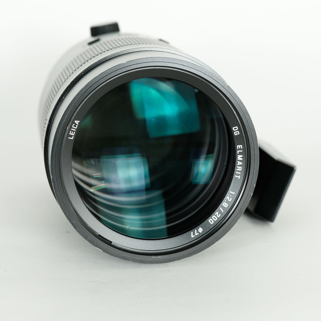 Panasonic LEICA DG ELMARIT 200mm / F2.8 / POWER O.I.S. Panasonic LEICA DG ELMARIT 200mm / F2.8 / POWER O.I.S.