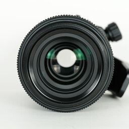 FUJIFILM GF100-200mmF5.6 R LM OIS WR FUJIFILM GF100-200mmF5.6 R LM OIS WR