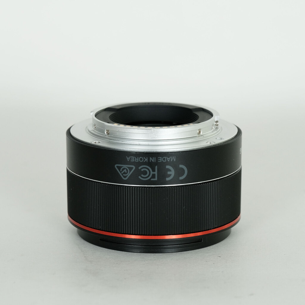 SAMYANG AF 24mm F2.8 FE ソニーEマウント用レンズ 元箱付 Amazon.co.jp: SAMYANG 単焦点レンズ AF 24mm F1.8 FE ソニーE