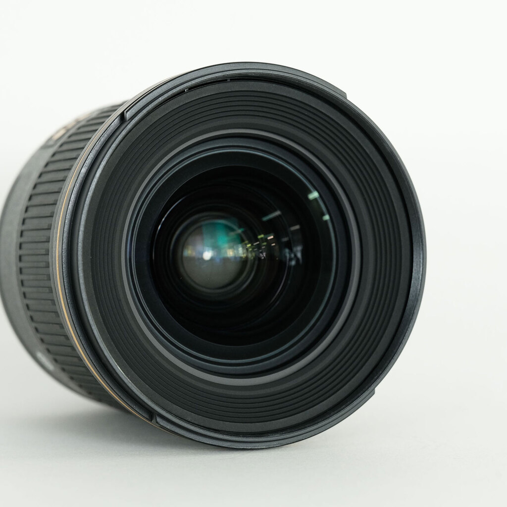 Nikon AF-S NIKKOR 24mm f/1.8G ED Nikon AF-S NIKKOR 24mm f/1.8G ED