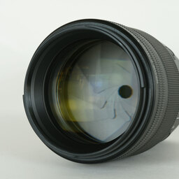 Nikon NIKKOR Z 135mm f/1.8 S Plena