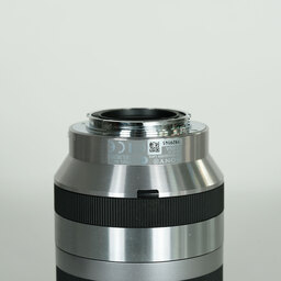 SONY E18-200mm F3.5-6.3 OSS SEL18200