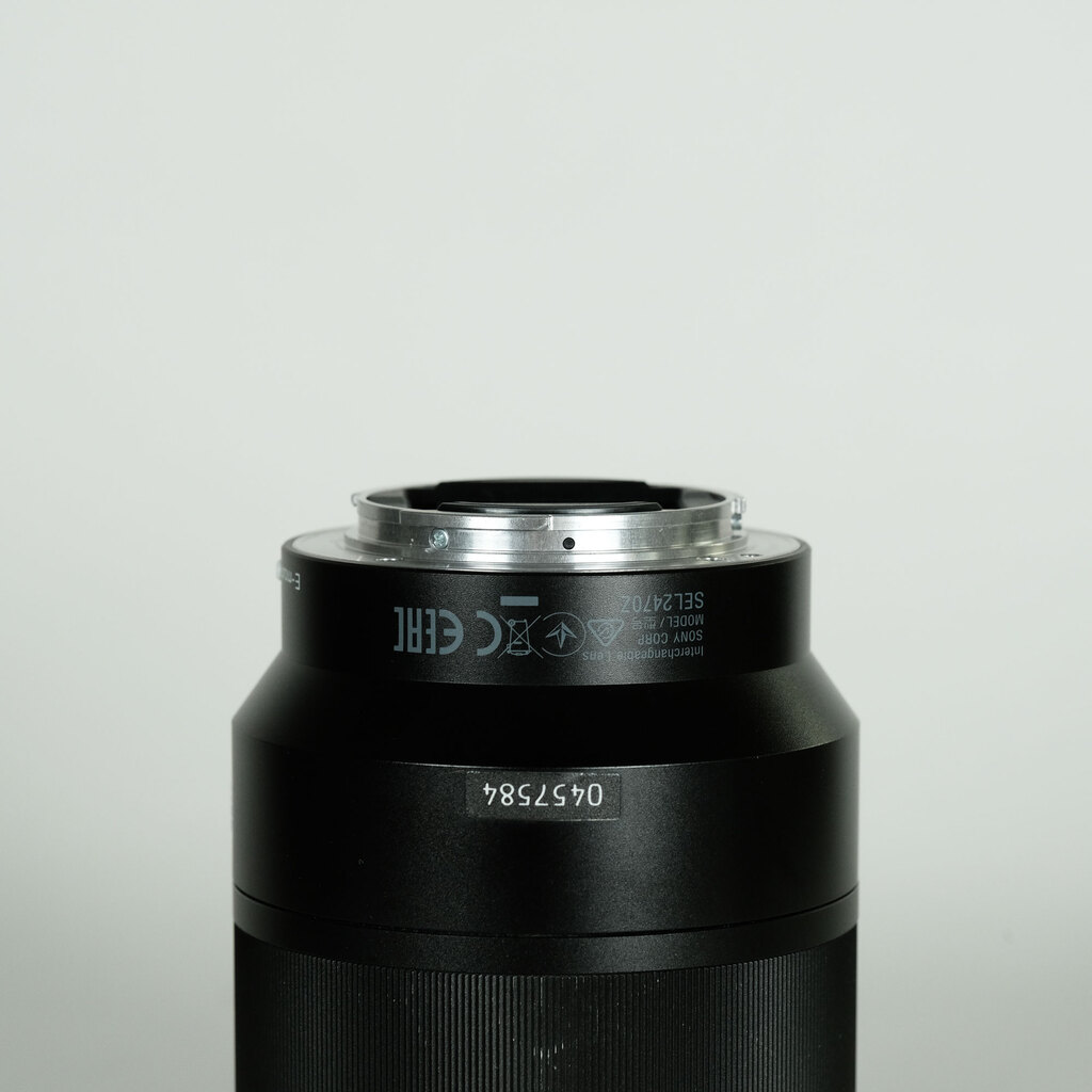 SONY Vario-Tessar T* FE 24-70mm F4 ZA OSS SEL2470Z SONY Vario-Tessar T* FE 24-70mm F4 ZA OSS SEL2470Z