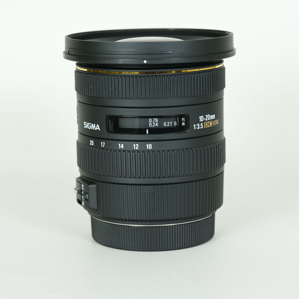 SIGMA 10-20mm F3.5 EX DC HSM (キヤノンEF用) SIGMA 10-20mm F3.5 EX DC HSM (キヤノンEF用)