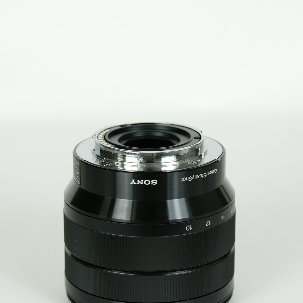SONY E 10-18mm F4 OSS SEL1018