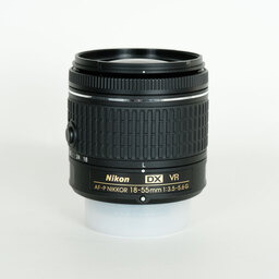 Nikon AF-P DX NIKKOR 18-55mm F3.5-5.6G VR Nikon AF-P DX NIKKOR 18-55mm F3.5-5.6G VR