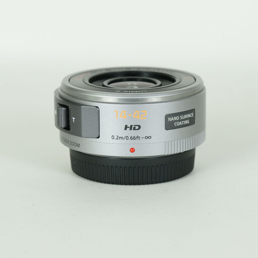 Panasonic LUMIX G X VARIO PZ 14-42mm / F3.5-5.6 ASPH. / POWER O.I.S.