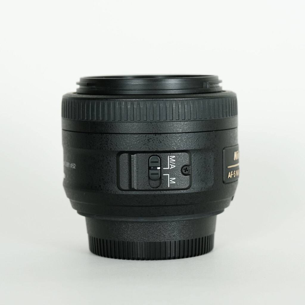 Nikon AF-S DX NIKKOR 35mm f/1.8G