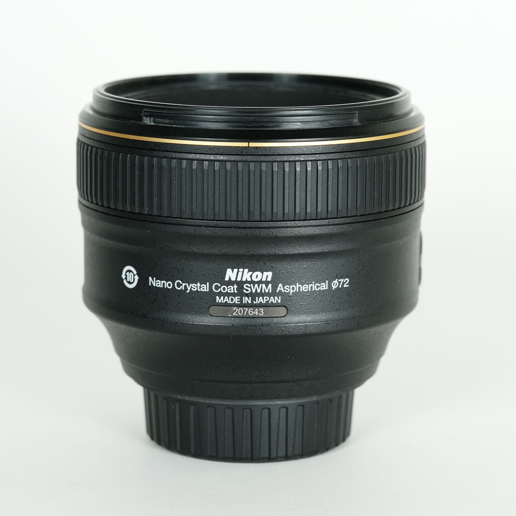 Nikon AF-S NIKKOR 58mm f/1.4G Nikon AF-S NIKKOR 58mm f/1.4G