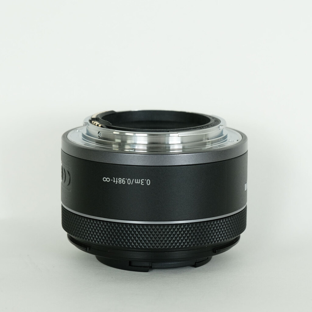 Canon RF50mm F1.8 STM Canon RF50mm F1.8 STM