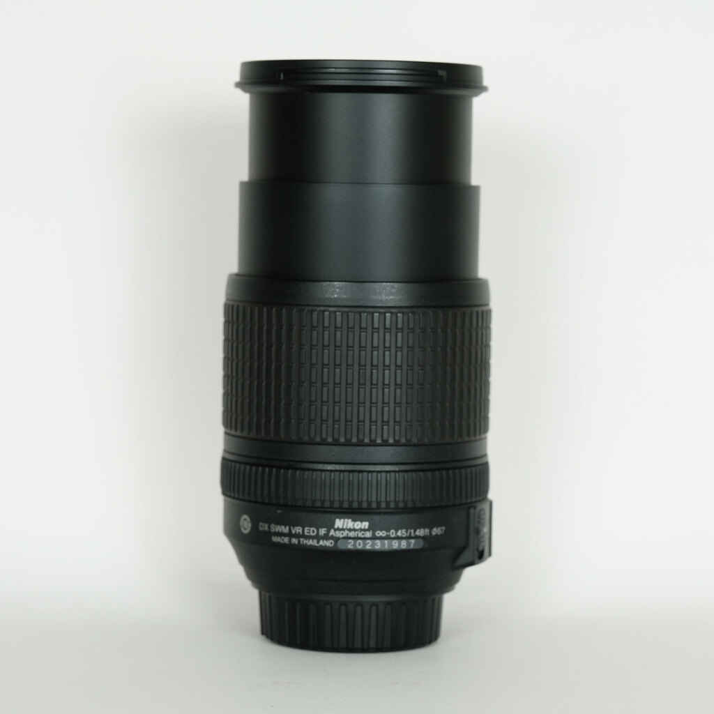 Nikon AF-S DX NIKKOR 18-140mm F3.5-5.6G ED VR Nikon AF-S DX NIKKOR 18-140mm F3.5-5.6G ED VR