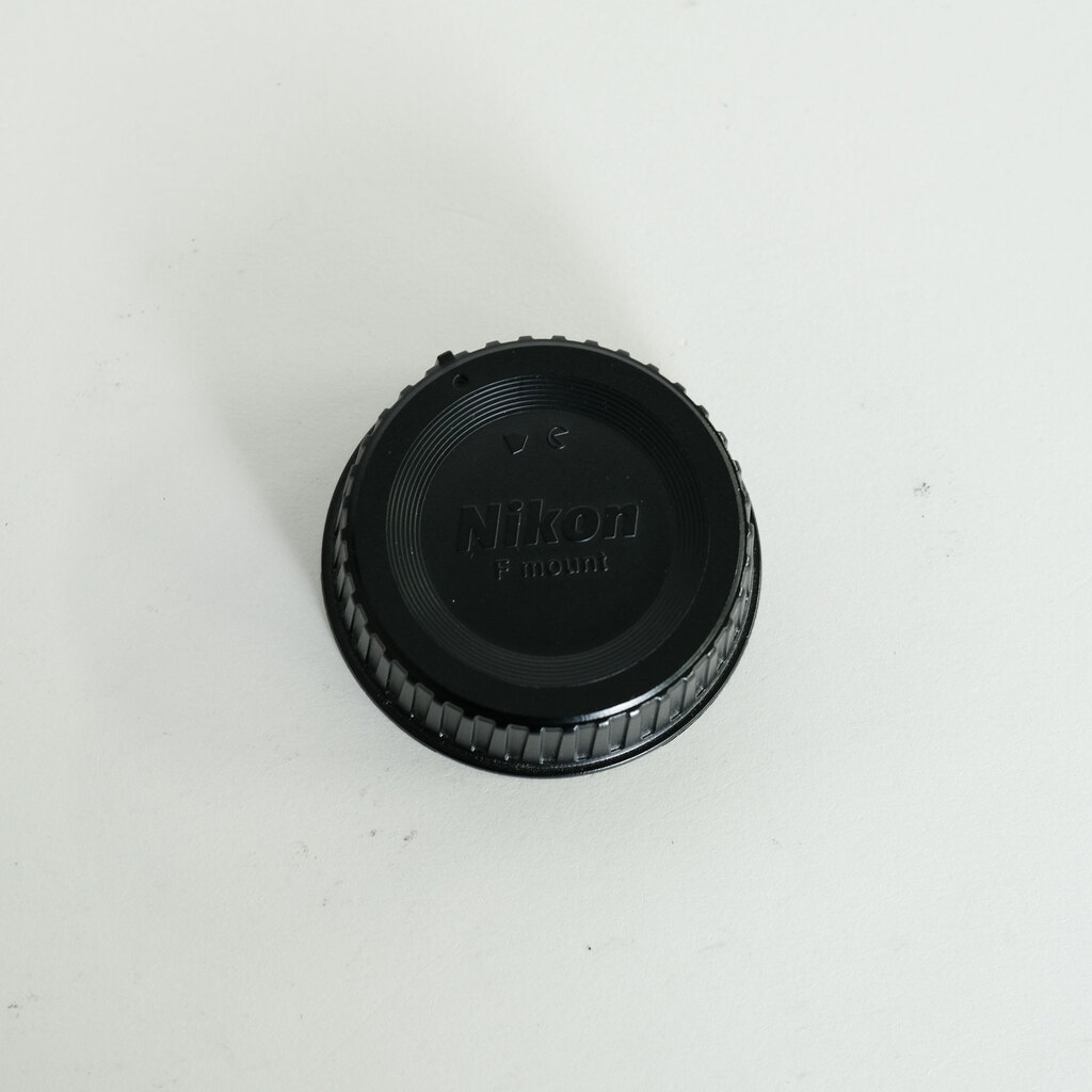 Nikon AF-S NIKKOR 20mm f/1.8G ED Nikon AF-S NIKKOR 20mm f/1.8G ED