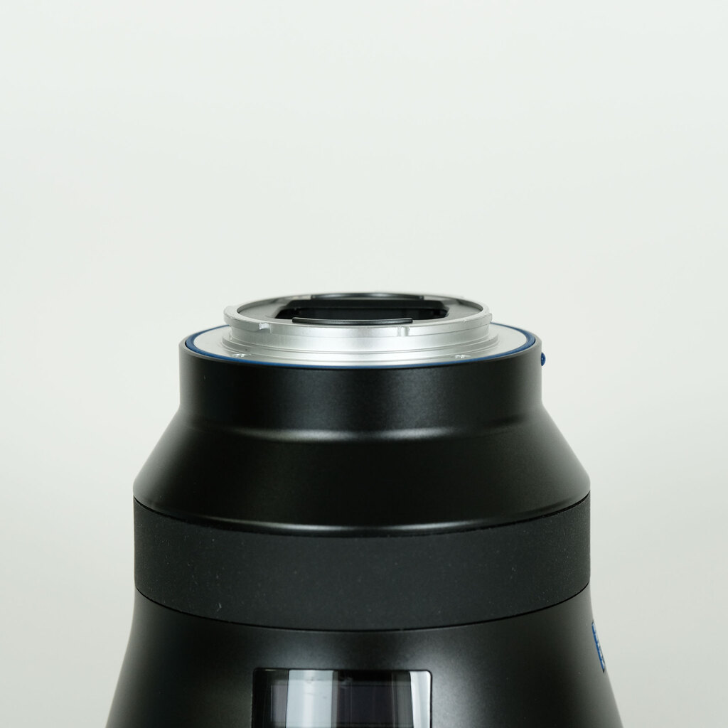 Carl Zeiss Batis 2.8/18 [ソニーE用]