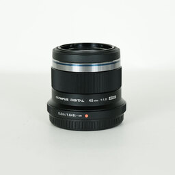 OLYMPUS M.ZUIKO DIGITAL 45mm F1.8