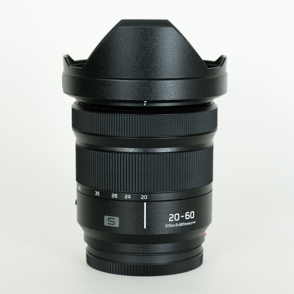 Panasonic LUMIX S 20-60mm F3.5-5.6 Panasonic LUMIX S 20-60mm F3.5-5.6