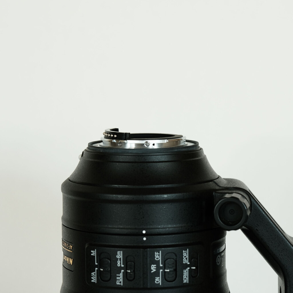 Nikon AF-S NIKKOR 200-500mm f/5.6E ED VR Nikon AF-S NIKKOR 200-500mm f/5.6E ED VR