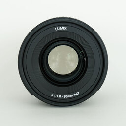 Panasonic LUMIX S 50mm F1.8 Panasonic LUMIX S 50mm F1.8