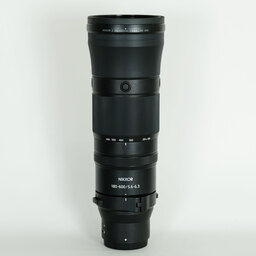Nikon NIKKOR Z 180-600mm f/5.6-6.3 VR Nikon NIKKOR Z 180-600mm f/5.6-6.3 VR
