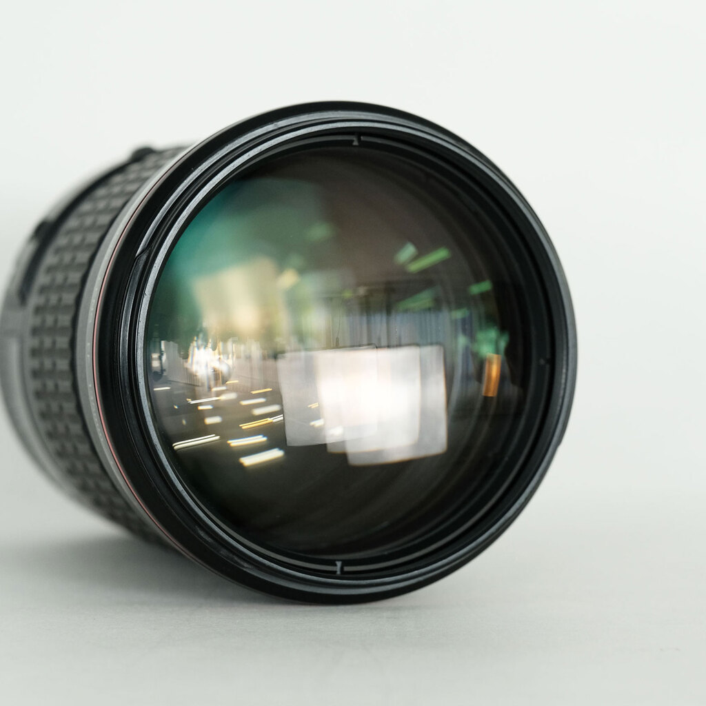 Canon EF135mm F2L USM Canon EF135mm F2L USM