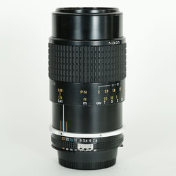 Nikon Ai Micro-Nikkor 105mm F2.8S Nikon Ai Micro-Nikkor 105mm F2.8S
