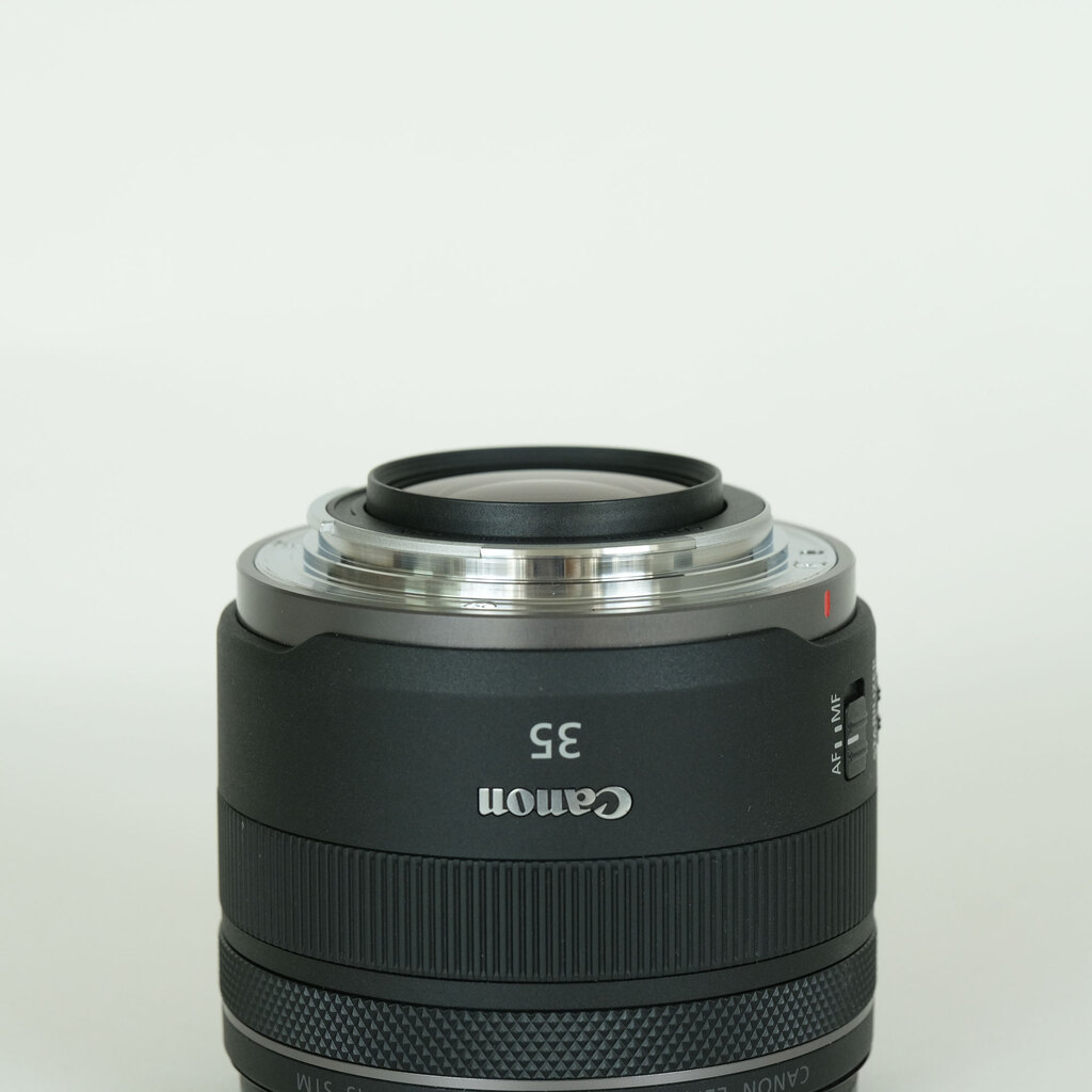 Canon RF35mm F1.8 MACRO IS STM