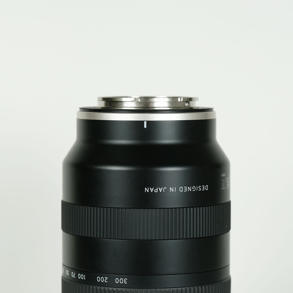 TAMRON 18-300mm F/3.5-6.3 Di III-A VC VXD (Model B061