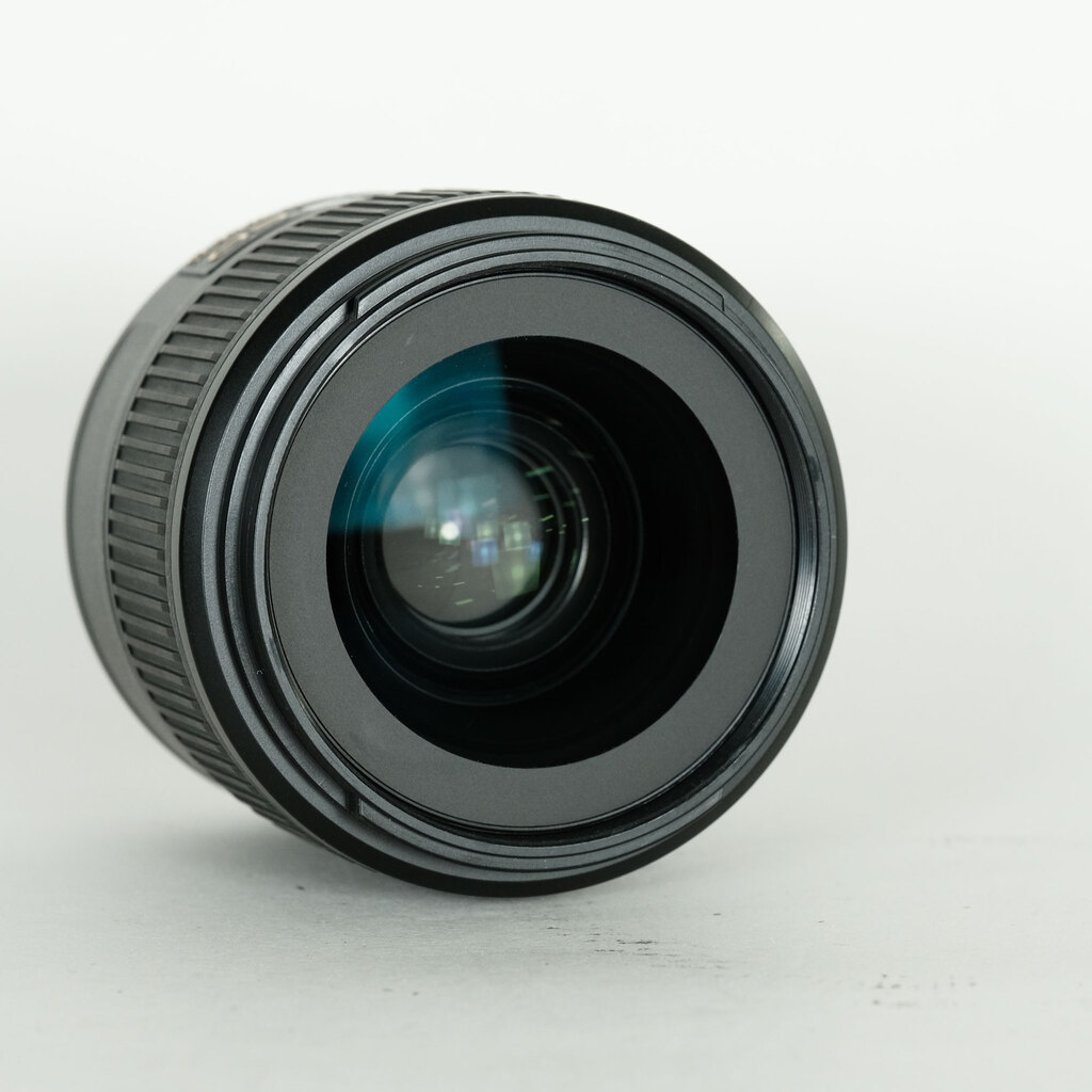 Nikon AF-S NIKKOR 35mm f/1.8G ED Nikon AF-S NIKKOR 35mm f/1.8G ED