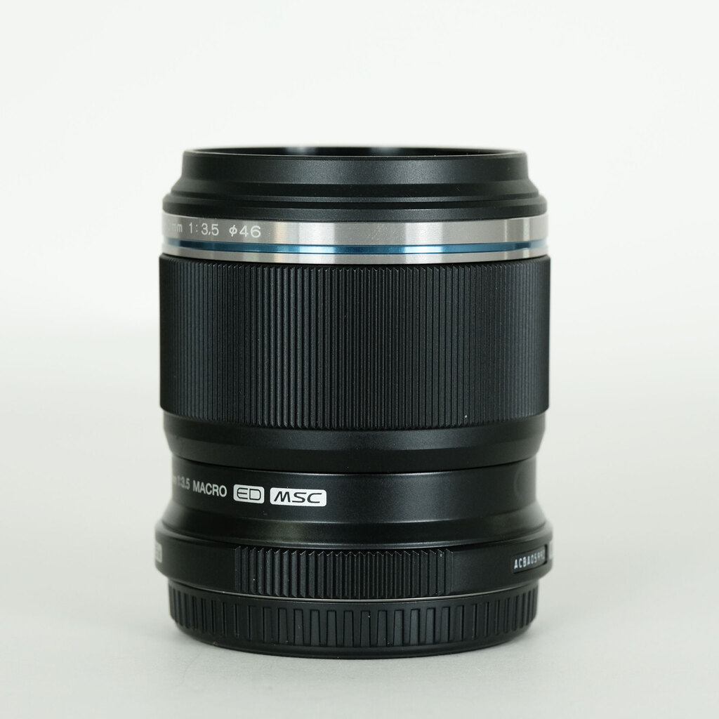 OLYMPUS M.ZUIKO DIGITAL ED 30mm F3.5 Macroの出品 | ONE SCENE（ワン