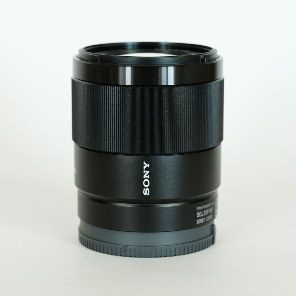 SONY FE 35mm F1.8 SEL35F18F SONY FE 35mm F1.8 SEL35F18F