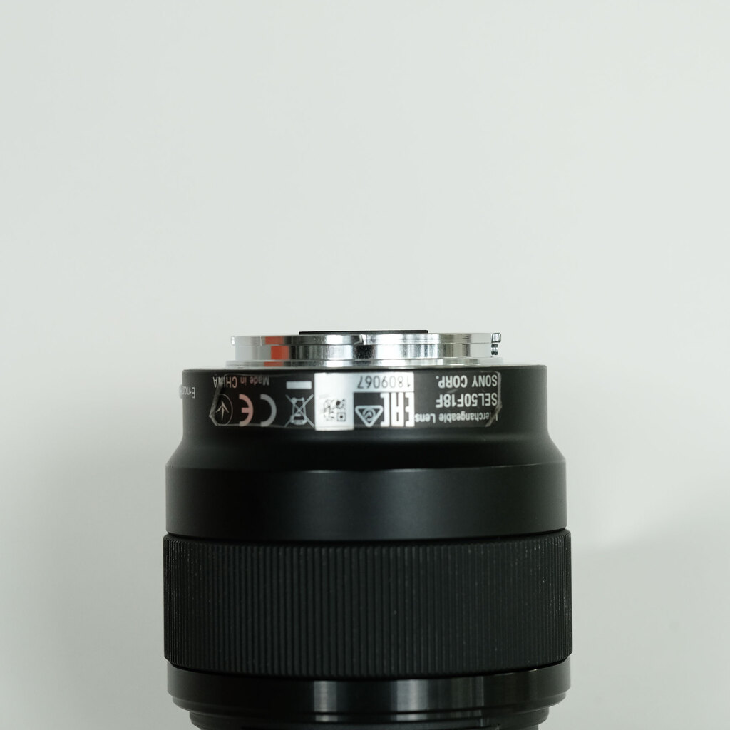 SONY FE 50mm F1.8 SEL50F18F SONY FE 50mm F1.8 SEL50F18F