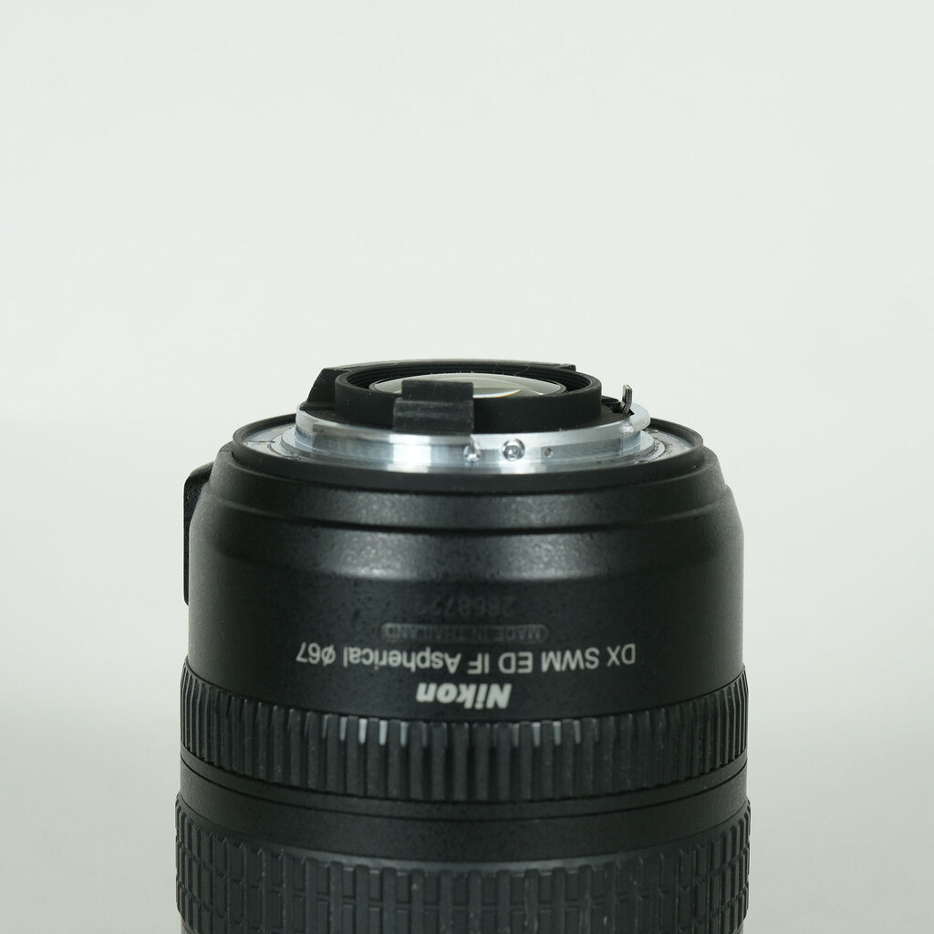 Nikon AF-S DX 18-70mm F3.5-4.5G(IF) Nikon AF-S DX 18-70mm F3.5-4.5G(IF)