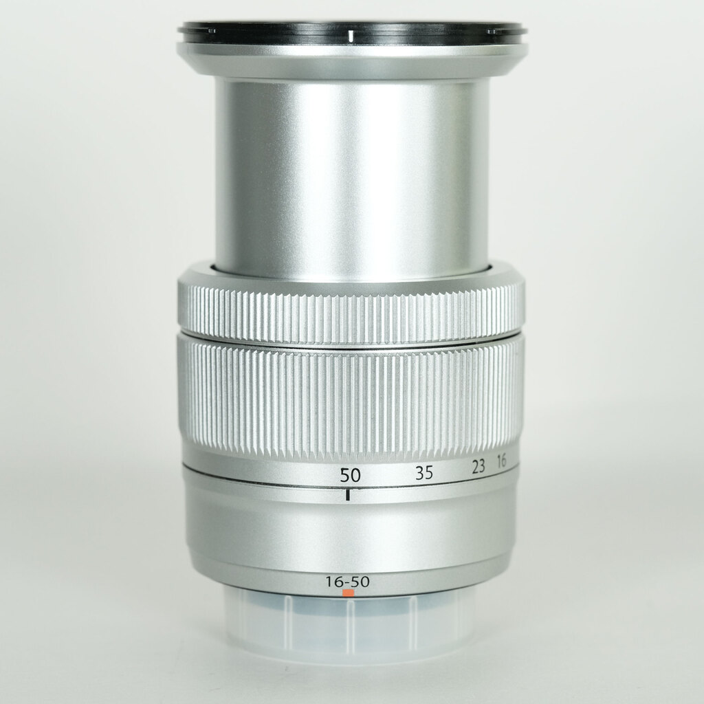富士フイルム XC 16-50mm f/3.5-5.6カメラ レンズ シルバー フジノンレンズ XC16-50mmF3.5-5.6 OIS [シルバー] 中古価格比較