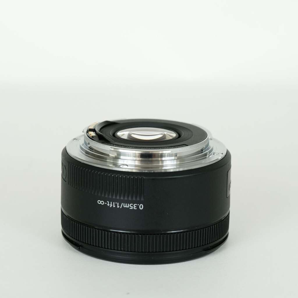 Canon EF50mm F1.8 STM Canon EF50mm F1.8 STM