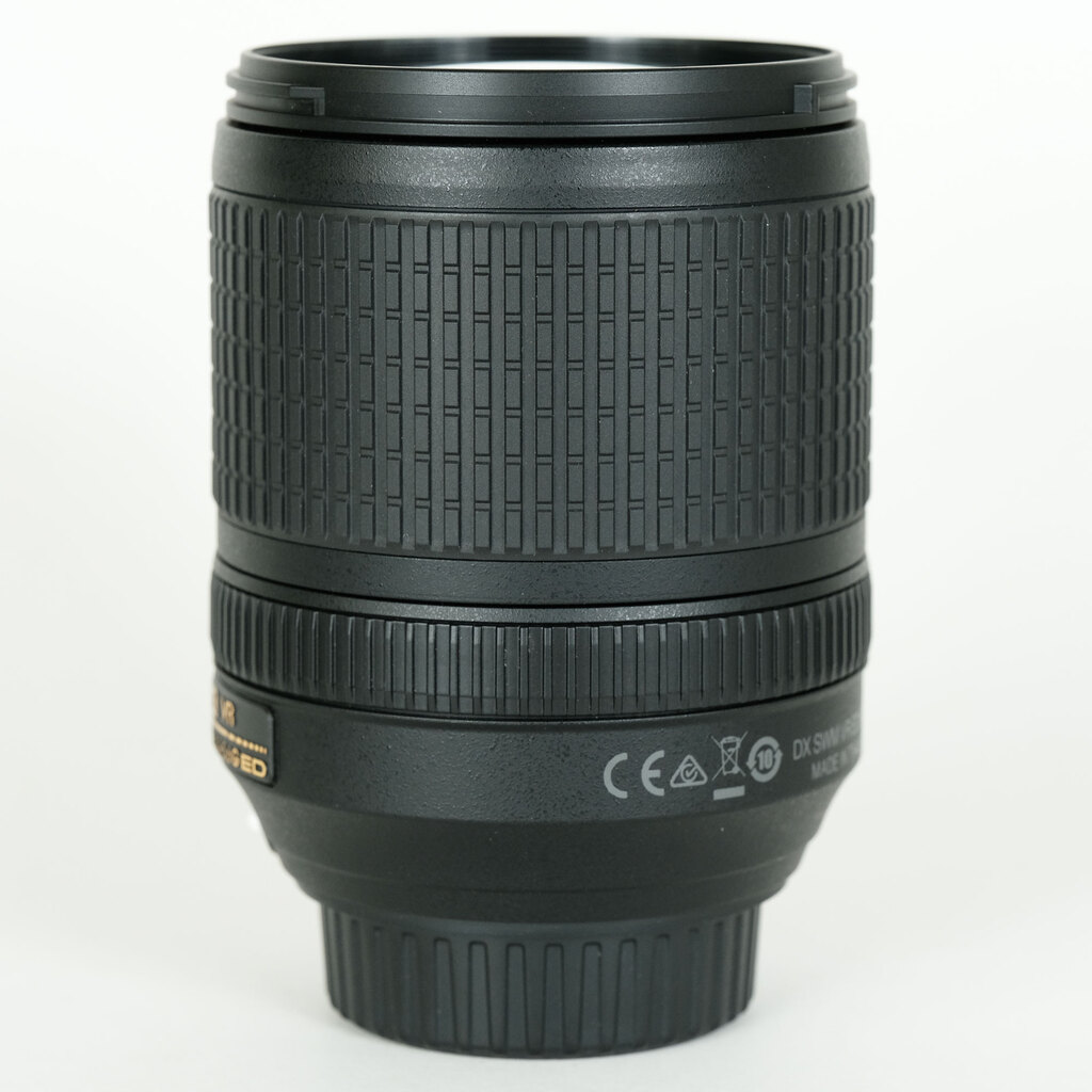 Nikon AF-S DX NIKKOR 18-140mm F3.5-5.6G ED VR Nikon AF-S DX NIKKOR 18-140mm F3.5-5.6G ED VR