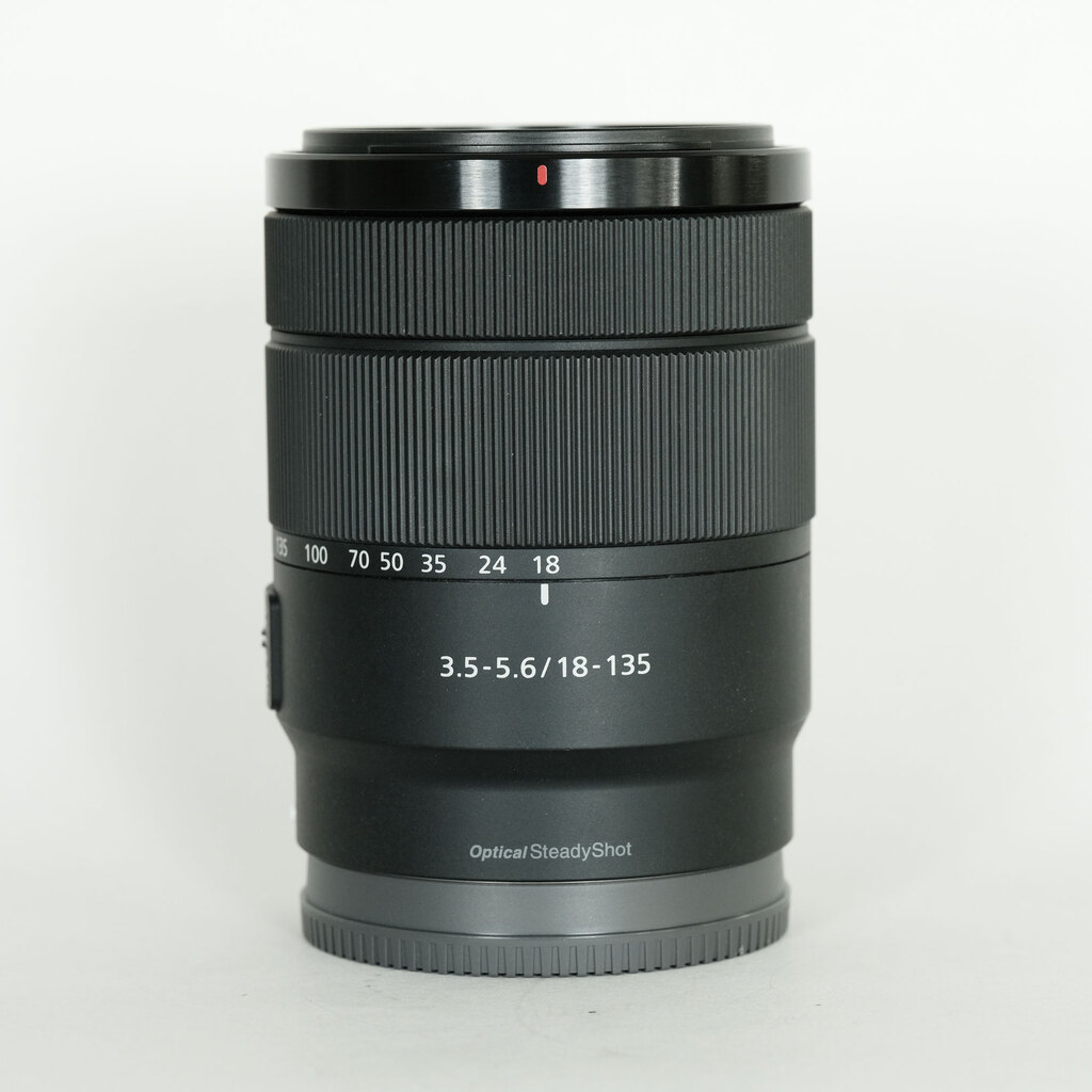 SONY E 18-135mm F3.5-5.6 OSS SEL18135