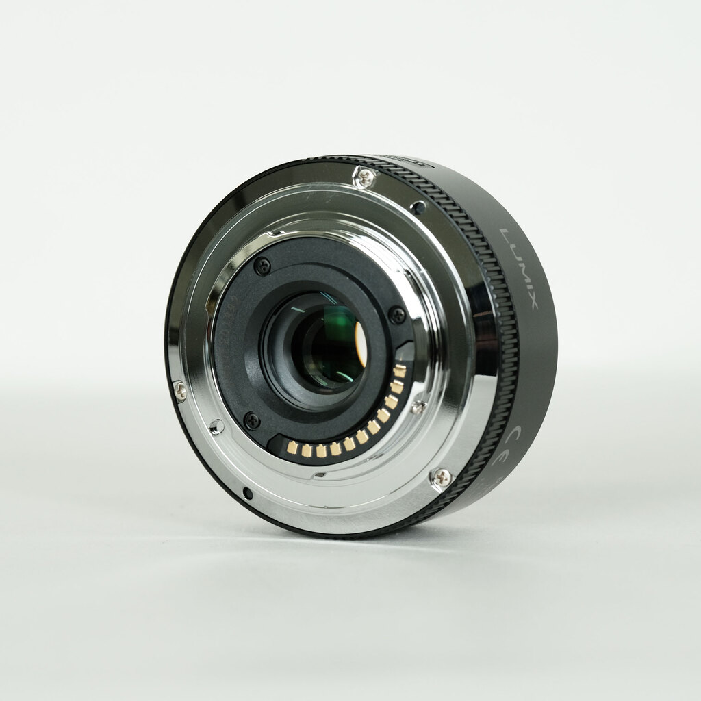 Panasonic LUMIX G X VARIO PZ 14-42mm / F3.5-5.6 ASPH. / POWER O.I.S. Panasonic LUMIX G X VARIO PZ 14-42mm / F3.5-5.6 ASPH. / POWER O.I.S.